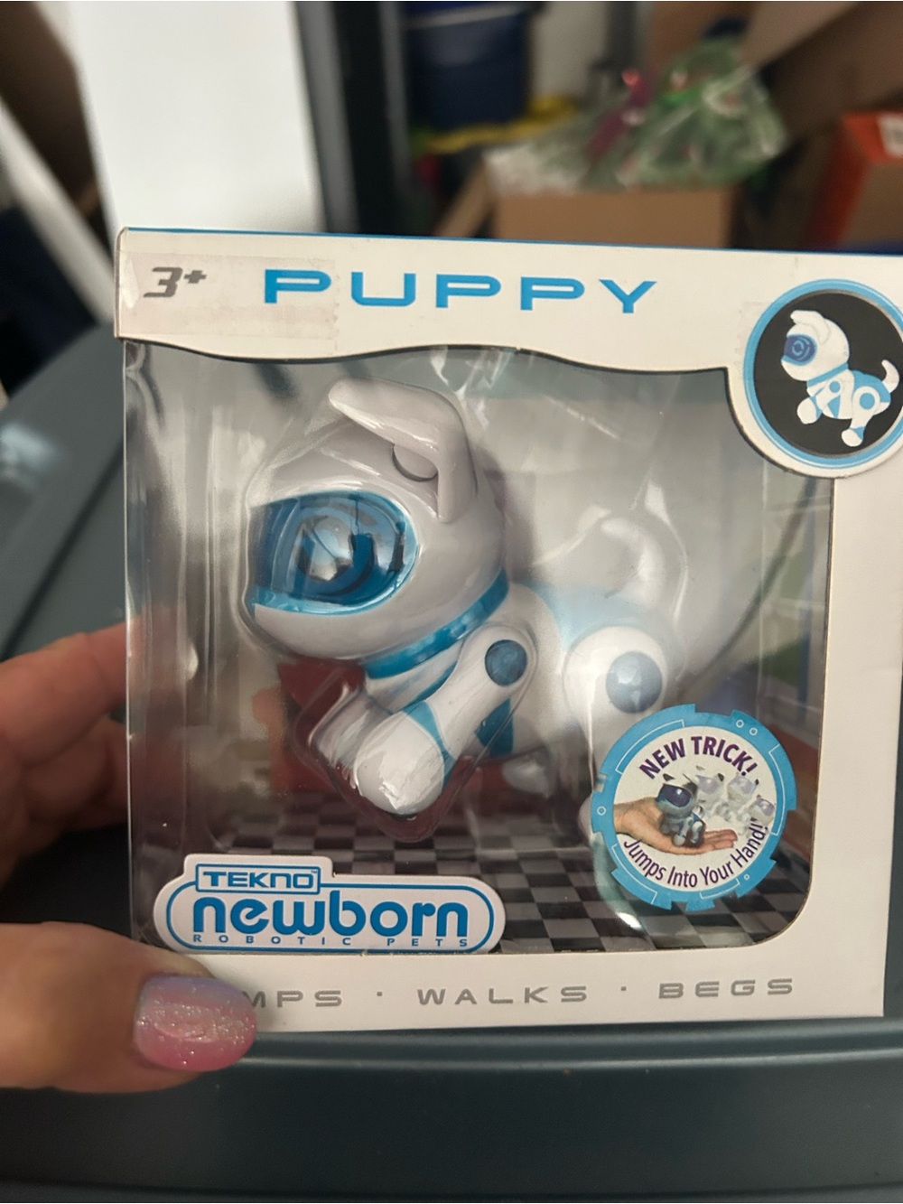 Tekno Newborn Robotic Puppy - White & Light Blue